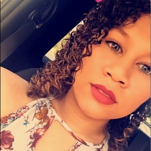 Meet your Posher, Mikayla